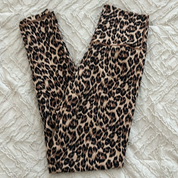 Offline by Aerie Real Me High Waisted Crossover Legging - Picture 2 of 5